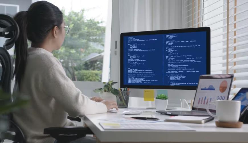 易门县企业数字化解决方案:机器学习赋能商业模式升级的核心路径